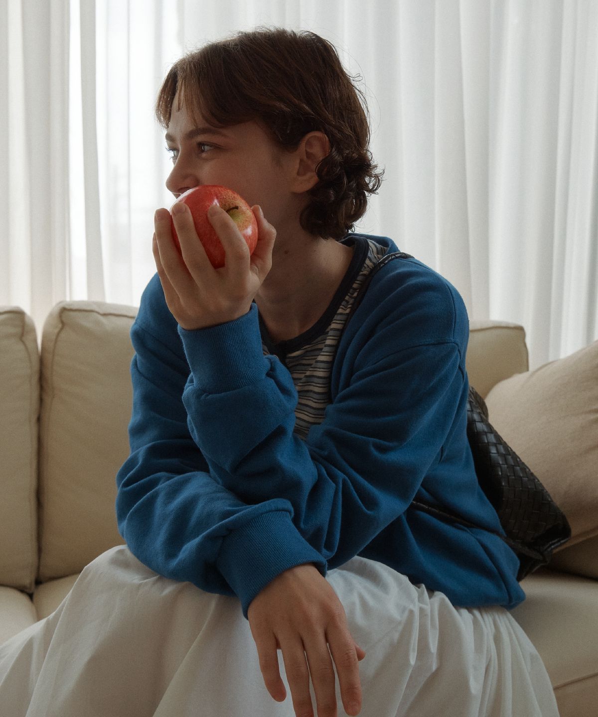 아노에틱(ANOETIC) ANC DEEP V-NECK SWEAT-SHIRT_BLUE