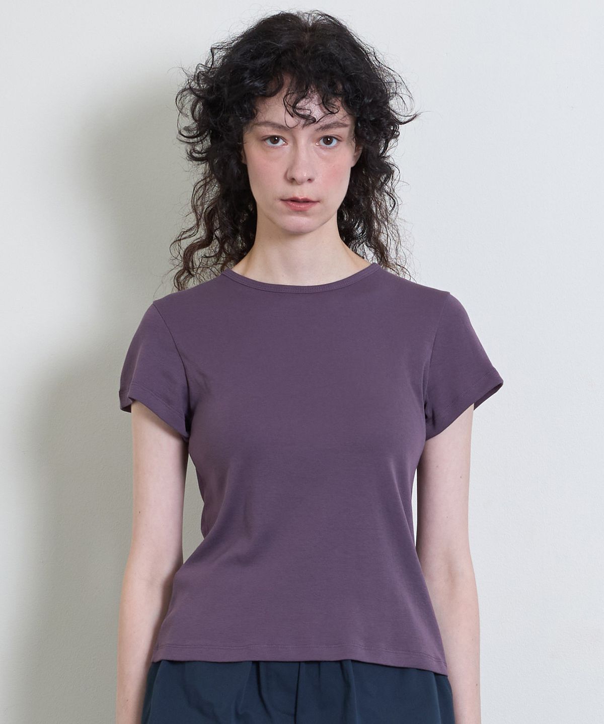 누베르(NUVERE) Core T Shirt Grape