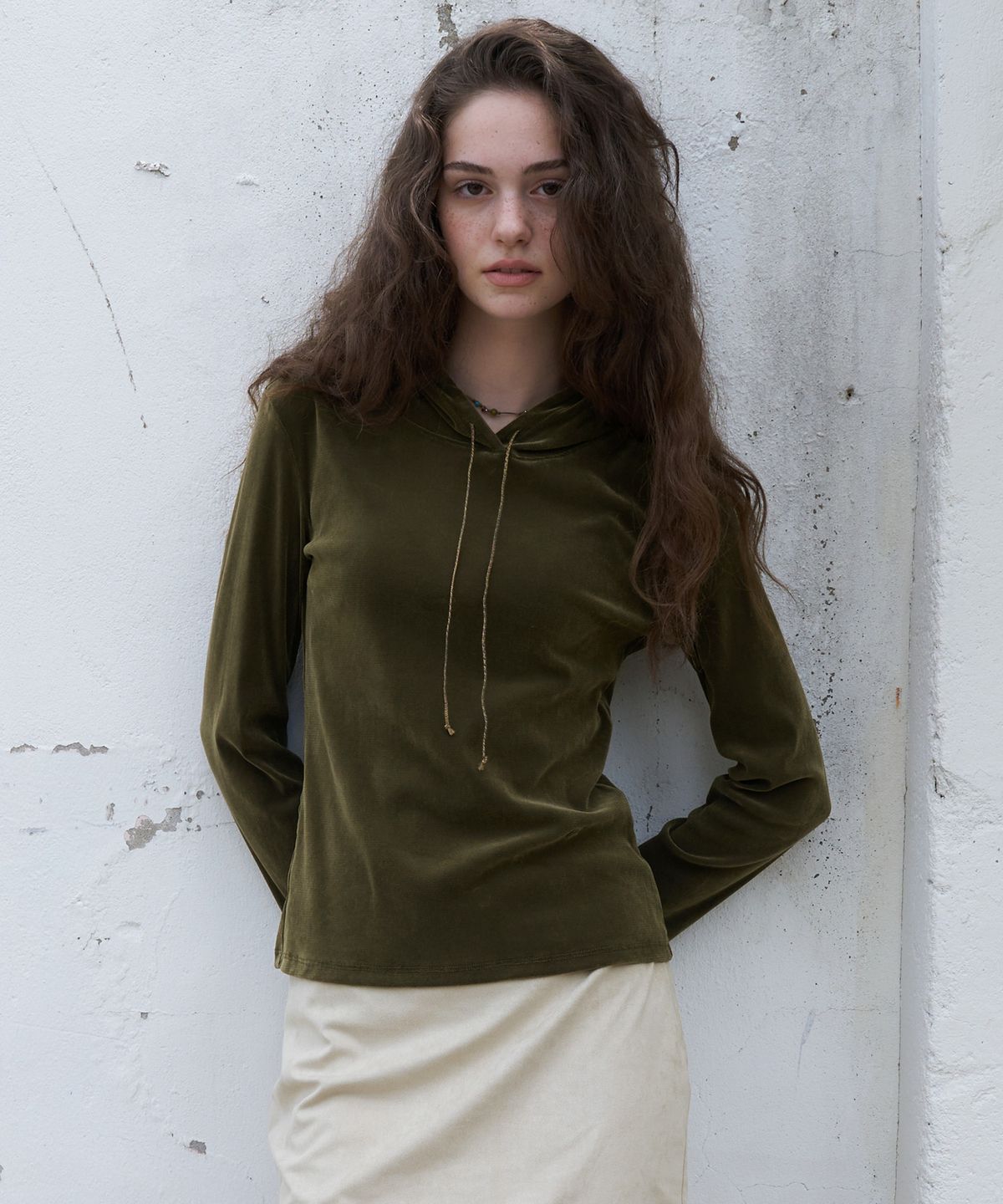 반원 아틀리에(VANONE ATELIER) A3629 벨루어 후디_Olive