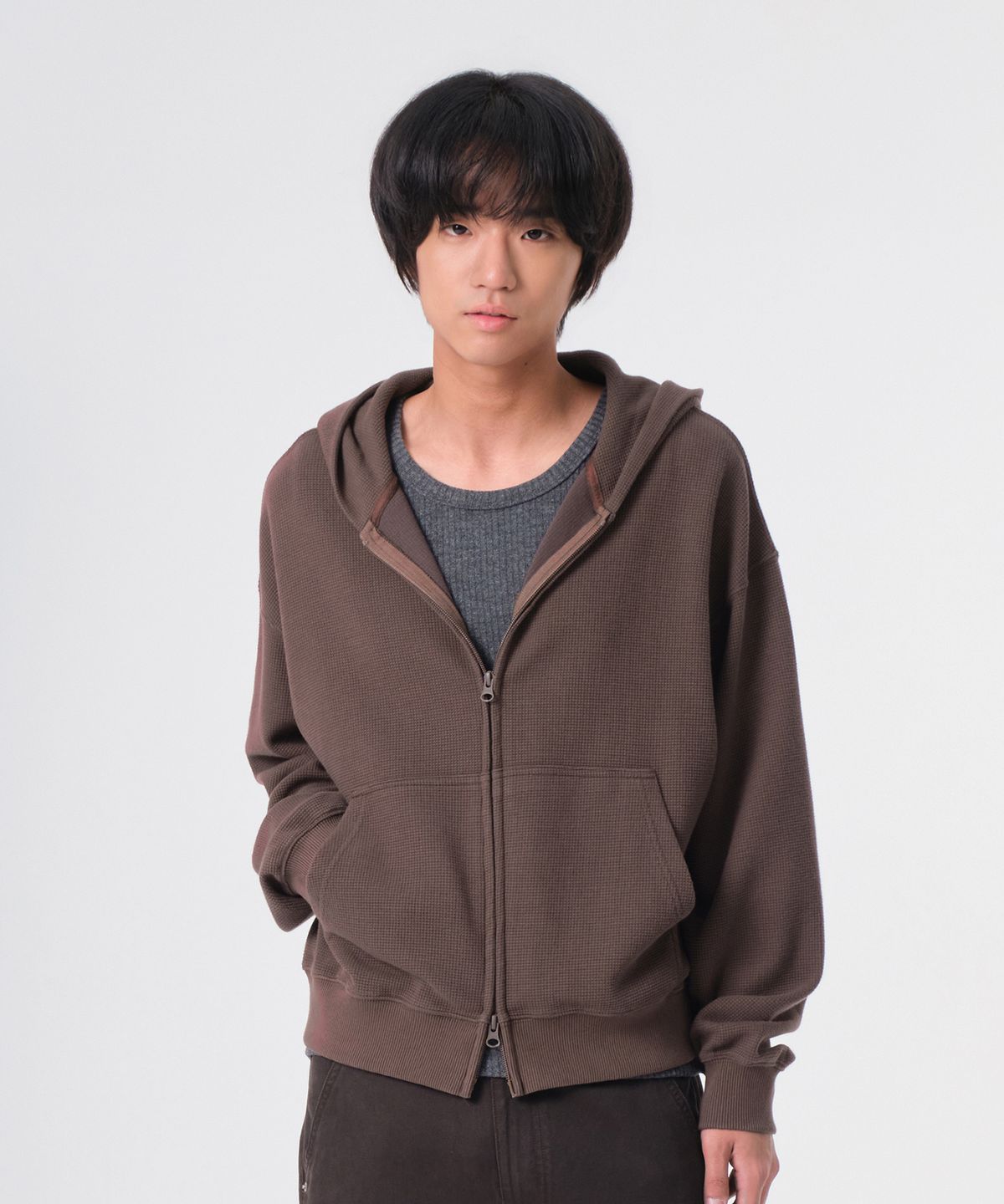 다이브인(DIVEIN) UNIFORM WAFFLE CROP HOOD ZIP-UP (BROWN)