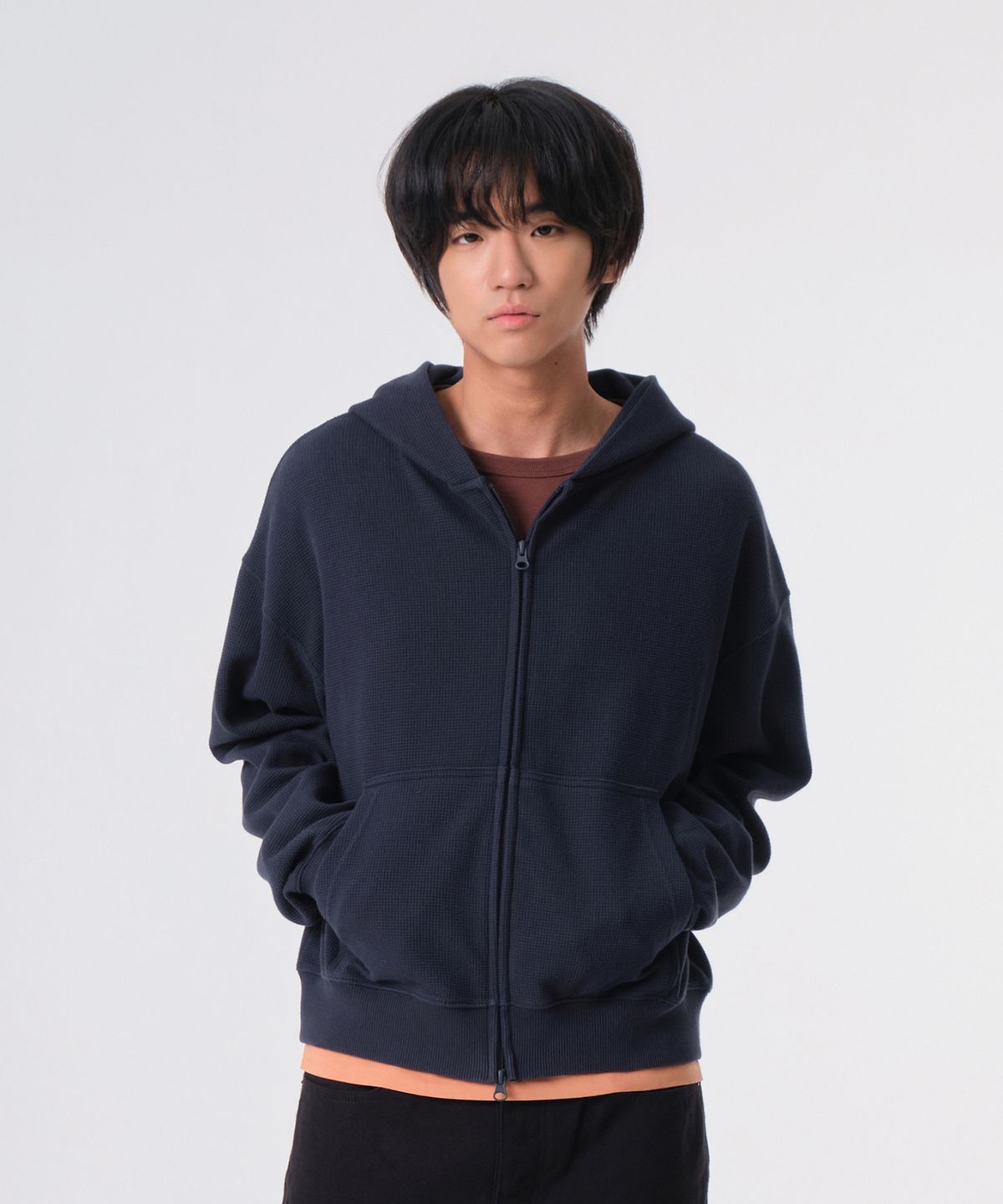 다이브인(DIVEIN) UNIFORM WAFFLE CROP HOOD ZIP-UP (NAVY)