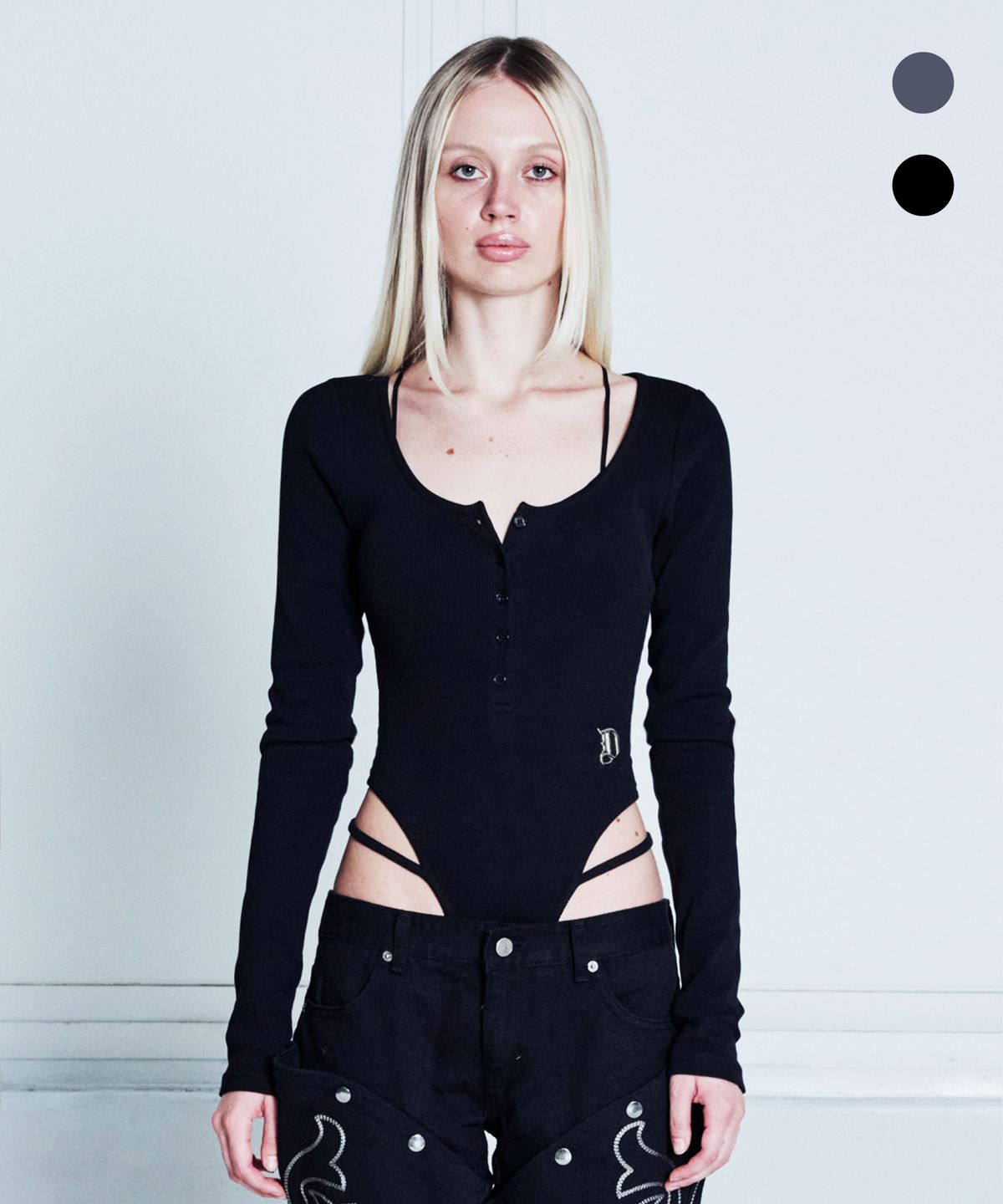 오도어(ODOR) Kaia strap button bodysuit