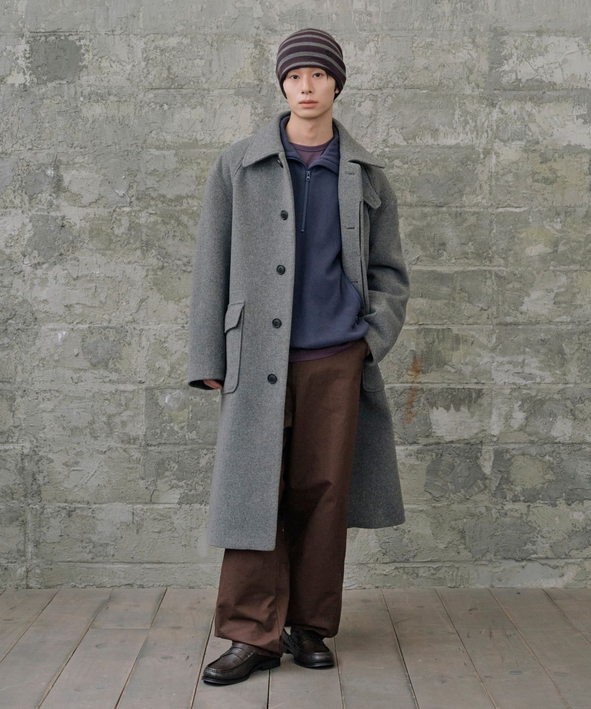 키뮤어(KIIMUIR) [Drape Wool] 캐시미어블렌드 세미오버핏 발마칸 코트_그레이