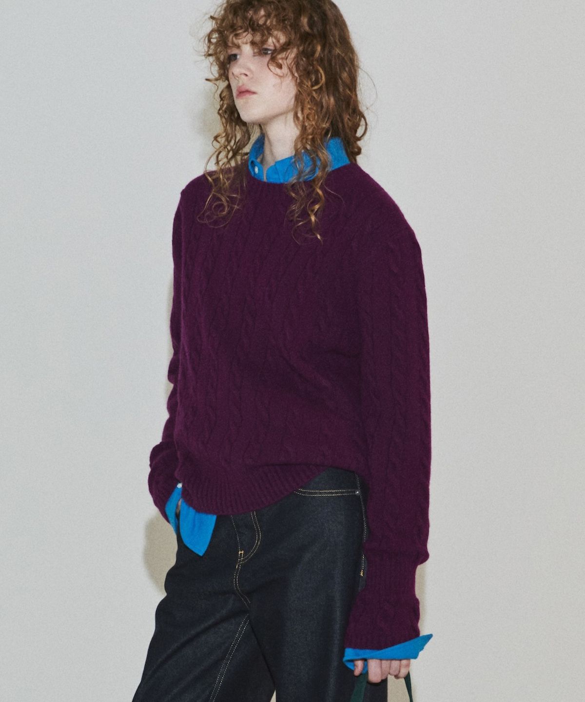 노앙(NOHANT) CORSET CUFF CABLE KNIT PURPLE