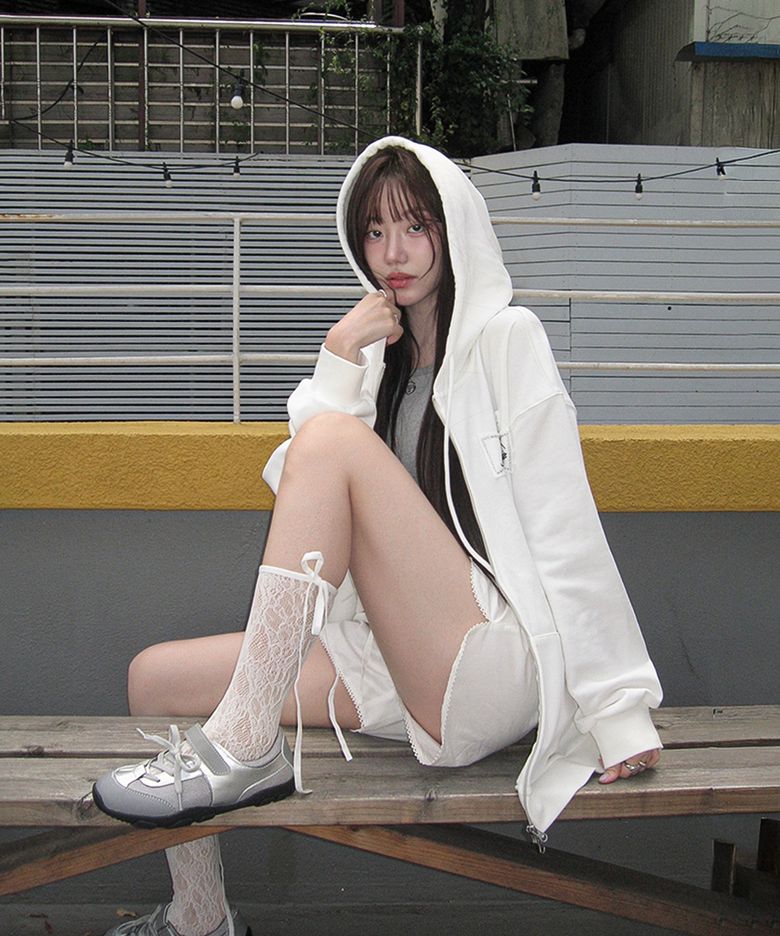 [+3.5cm] YUNA MARYJANE (SILVER)