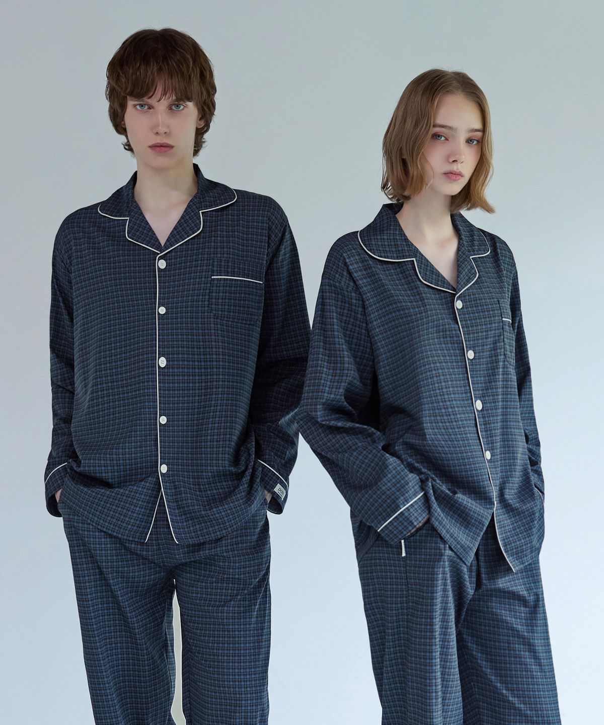 도씨(DOSSY) [2PACK] 실크핏 이브닝 긴팔 커플 잠옷 세트