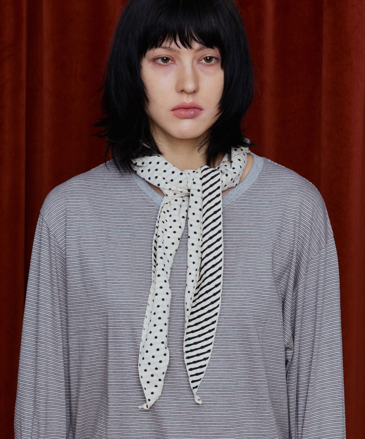 어널로이드(UNALLOYED) 스트라이프 도트 스카프 / 아이보리