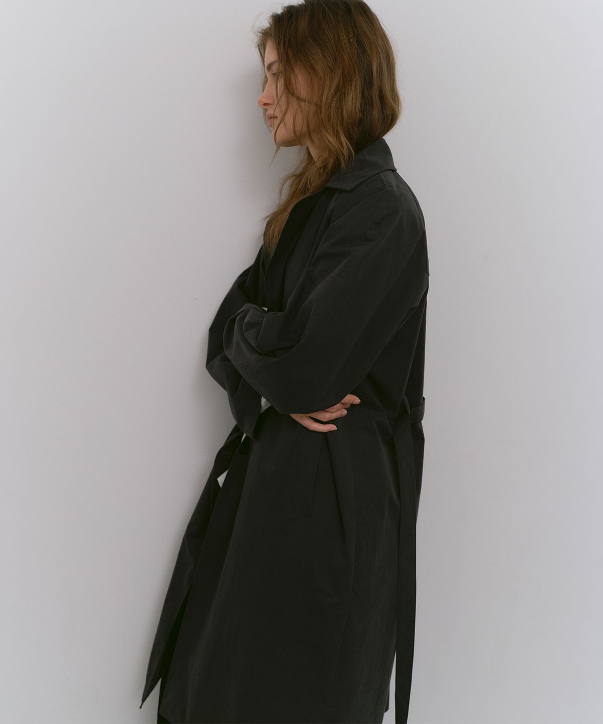 카셀(CACELE) PANEL FRONT TRENCH COAT, CHARCOAL