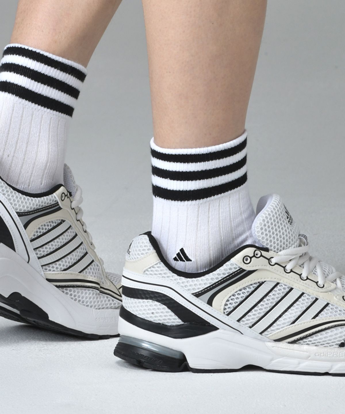 아디다스(ADIDAS) 앵클 블랙로고 쿠션 미들 스포츠삭스 3팩