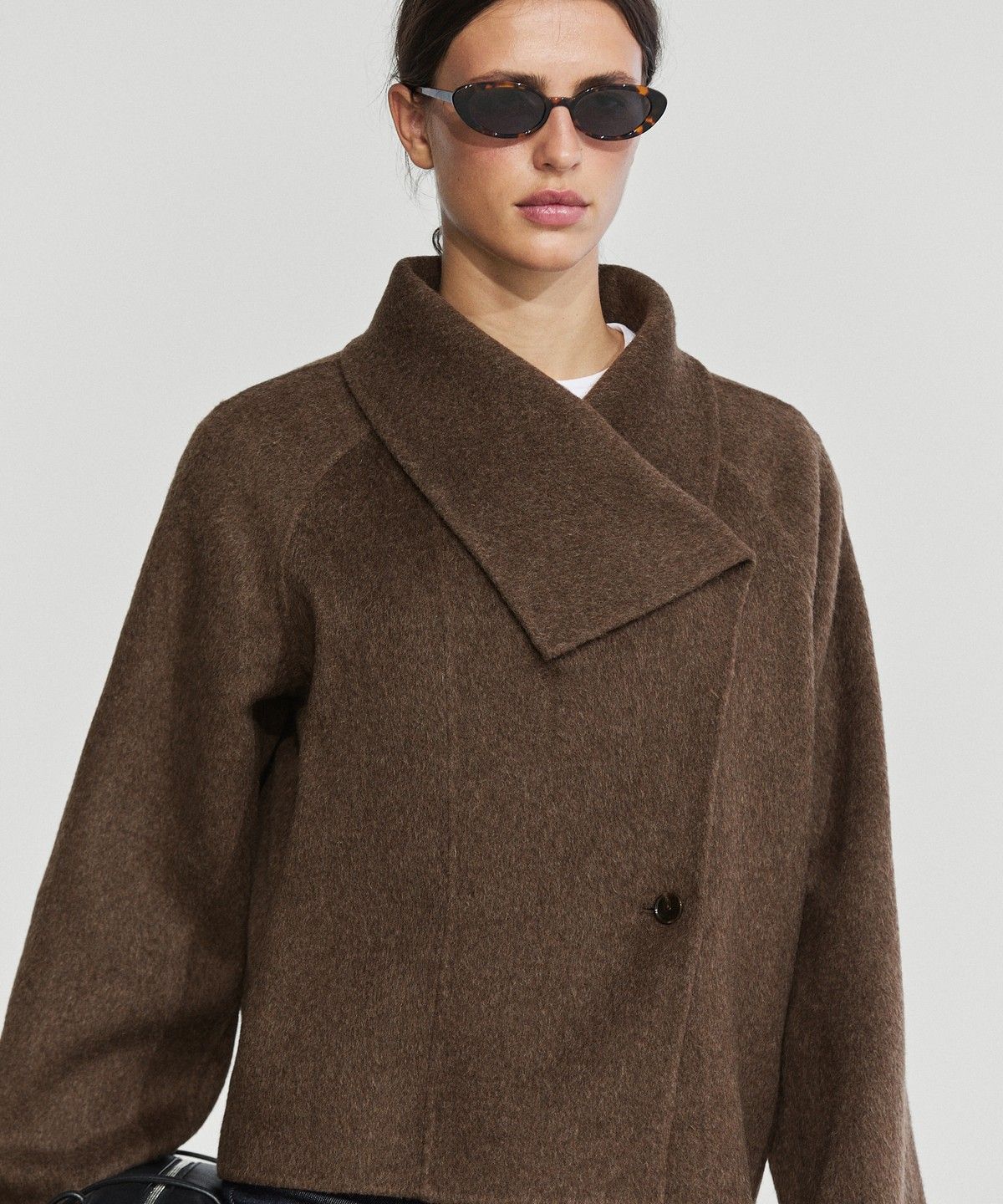 마시모두띠(MASSIMO DUTTI) 울 블렌드 사이드 클로저 쇼트 코트