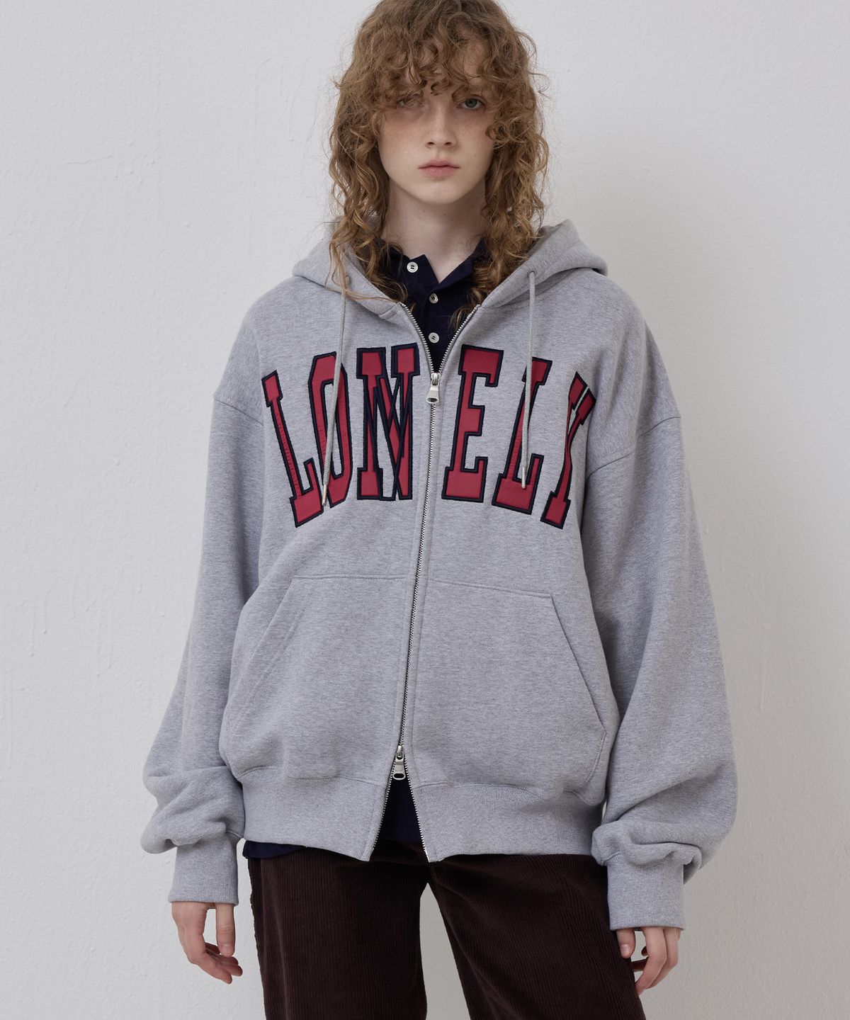 노앙(NOHANT) [기모] LONELY/LOVELY FLUFF HOODIE ZIP-UP GRAY RED