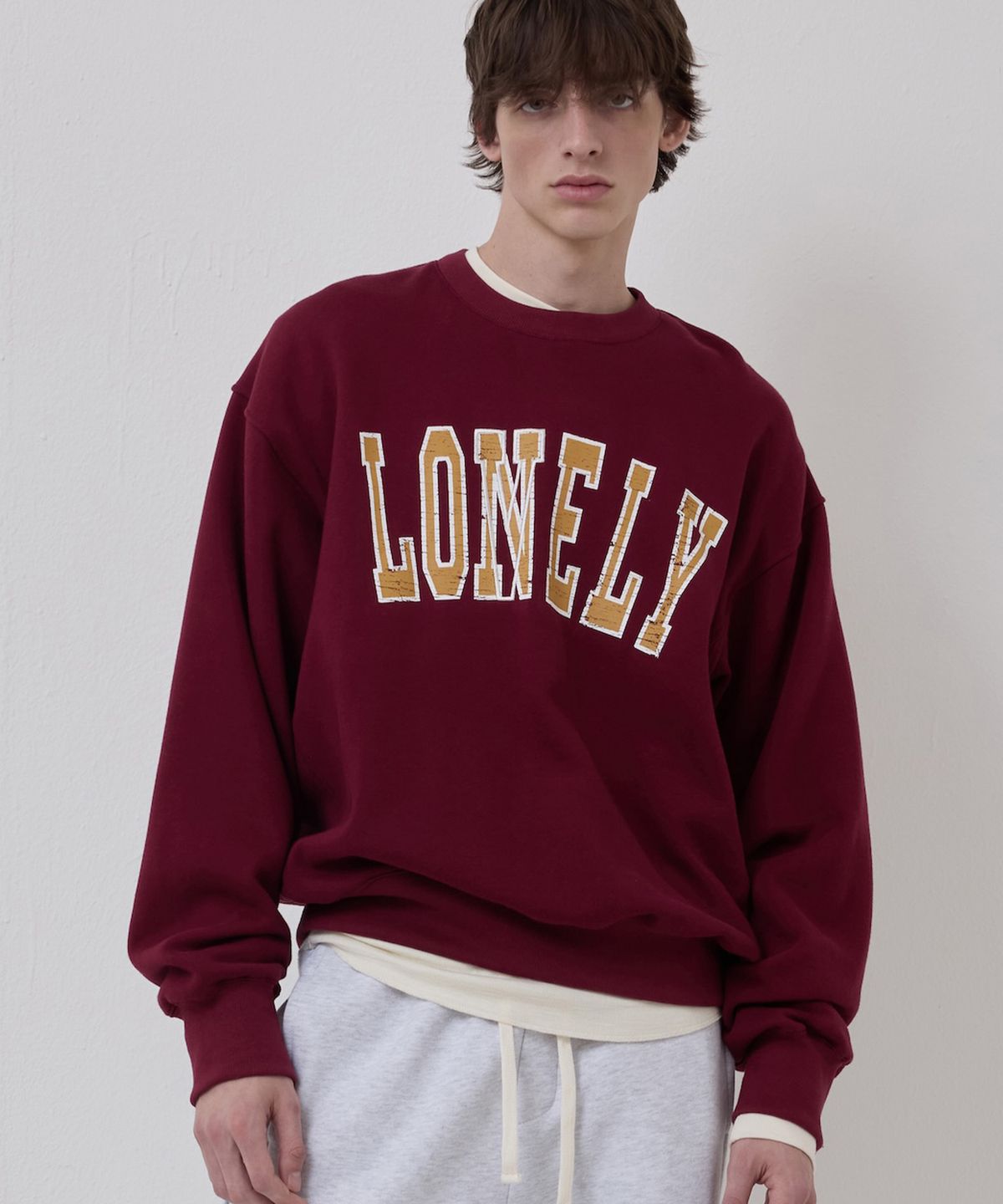 노앙(NOHANT) LONELY/LOVELY CRACK SWEATSHIRT BURGUNDY
