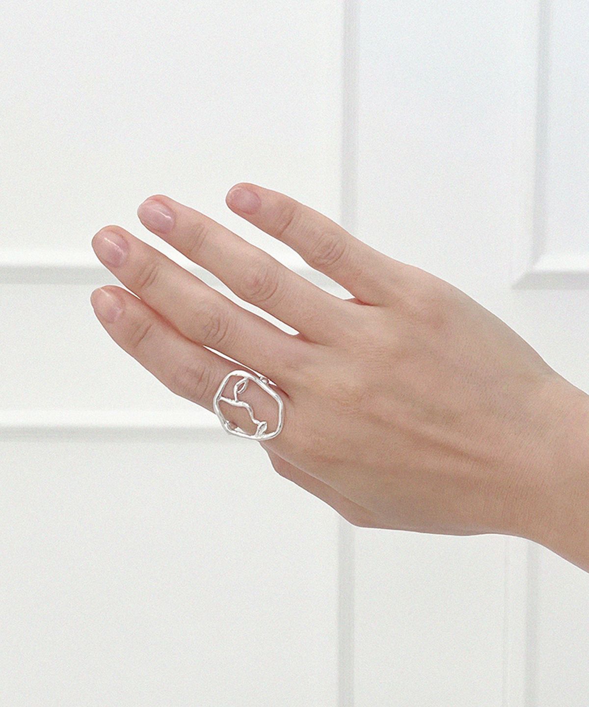 너울(NEOUL) Portrait Ring