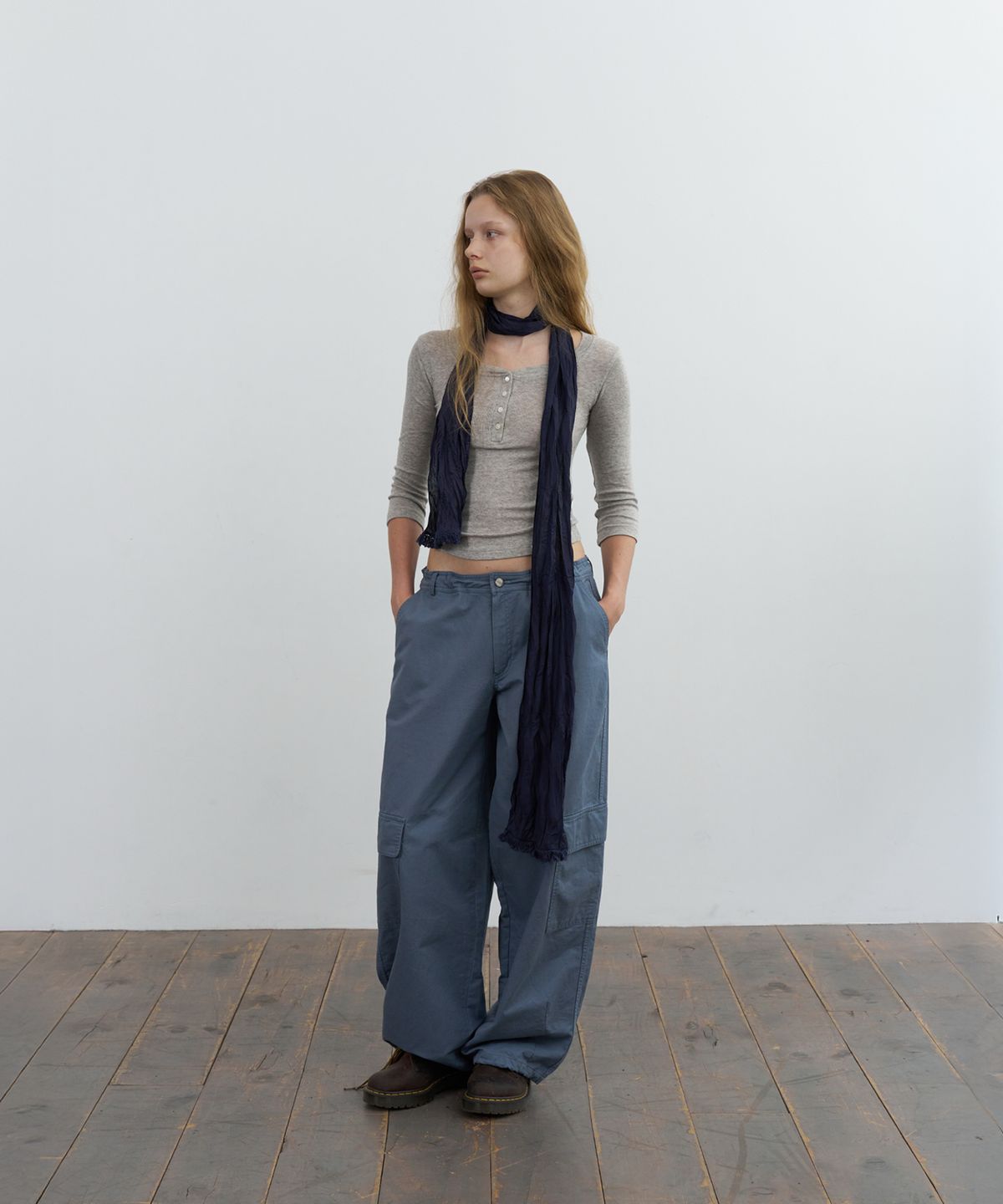 포에토(FOETO) Breeze wrinkle scarf - navy