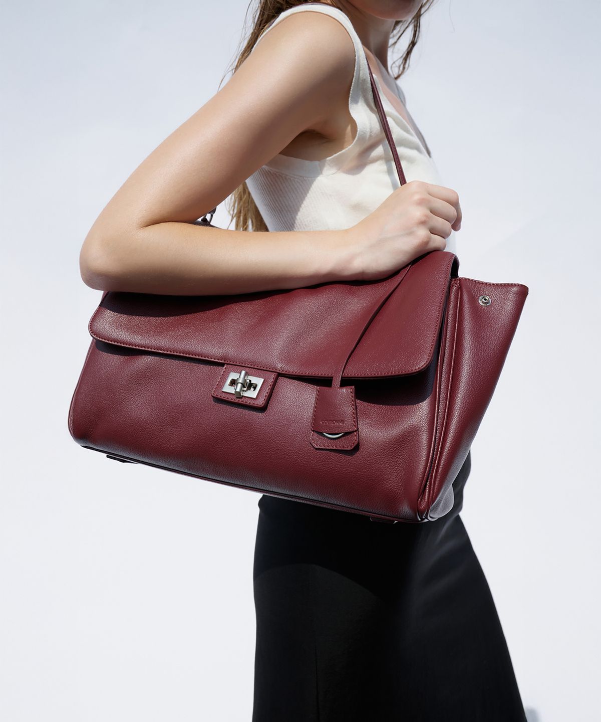 쿠론(COURONNE) Cle Shoulder 35_RCBSX26647RED