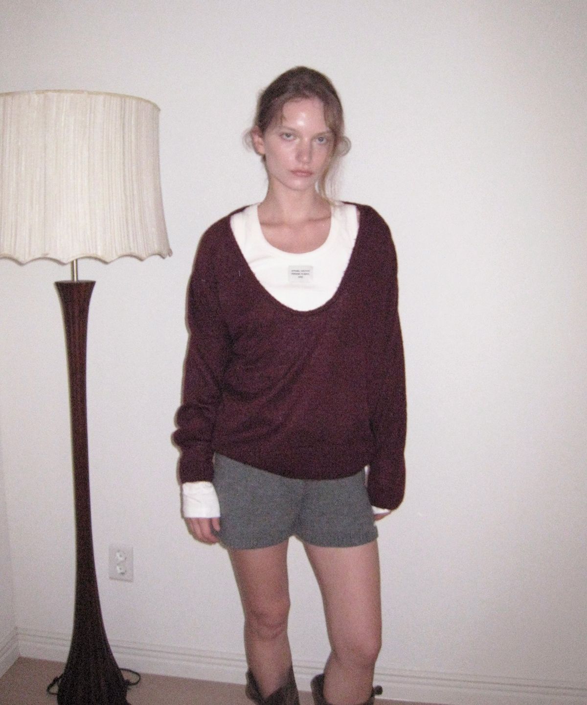 어패럴아카이브(APPAREL ARCHIVE) Olin mohair deep u-neck knit - Grape