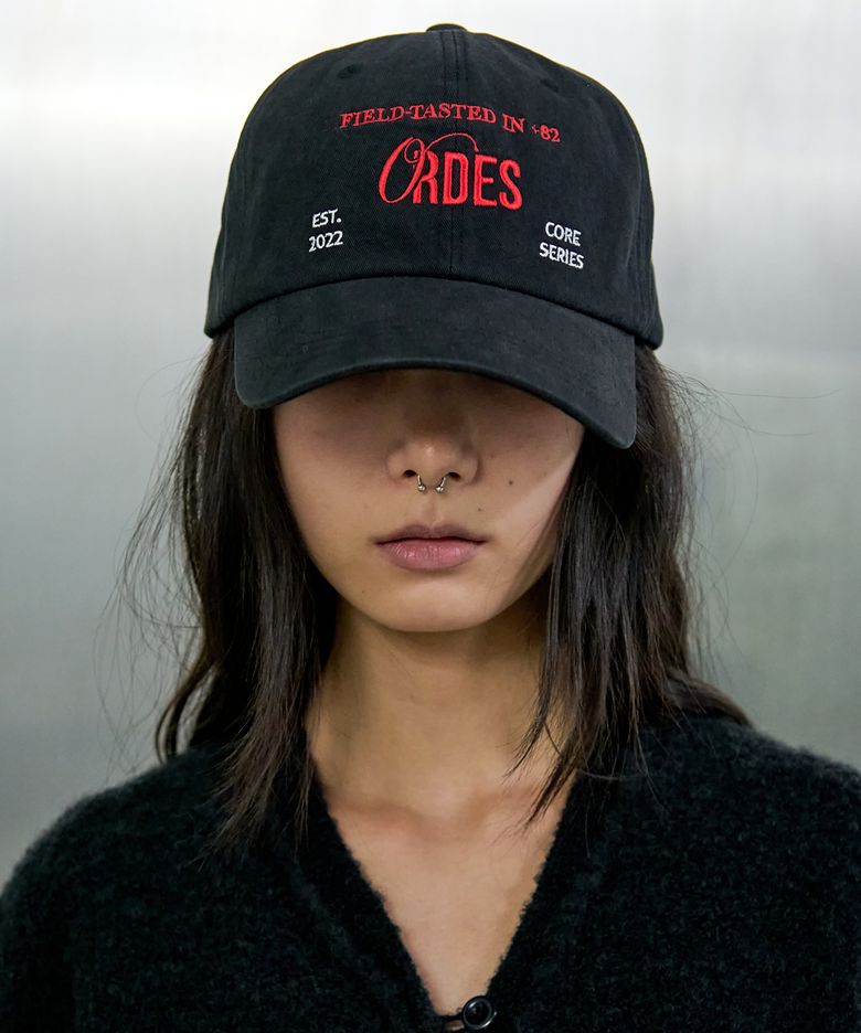VINTAGE CLASSIC CAP - BLACK