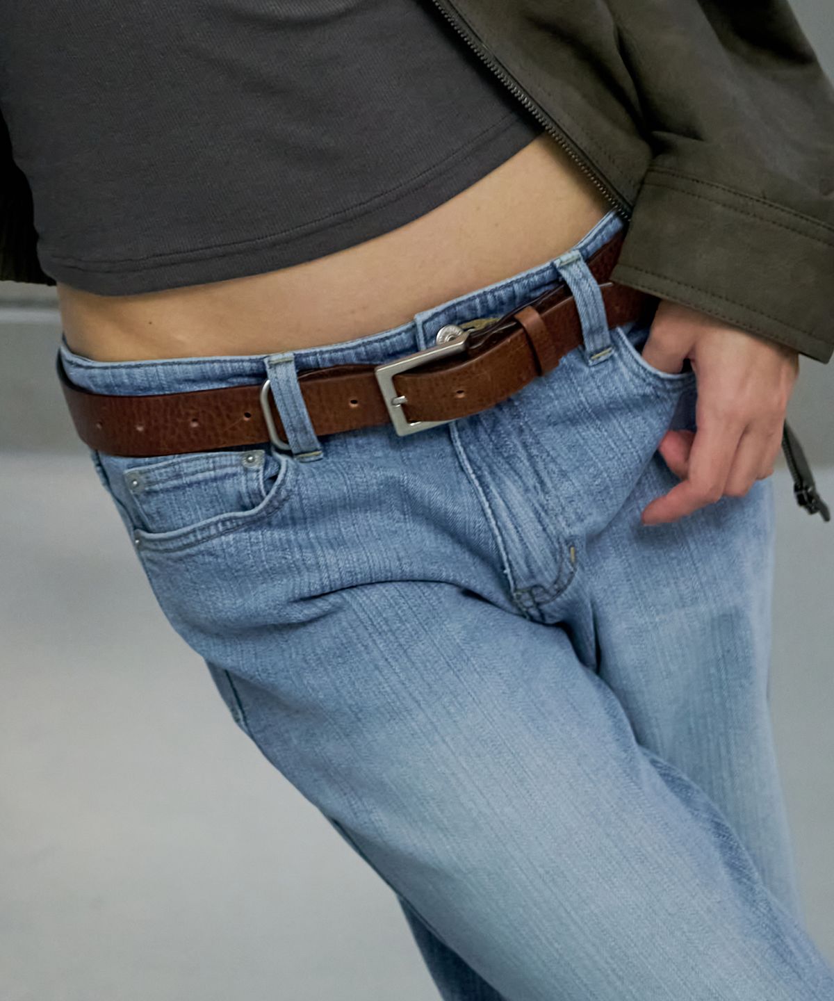 오데스(ORDES) OVAL RING LEATHER BELT - BROWN