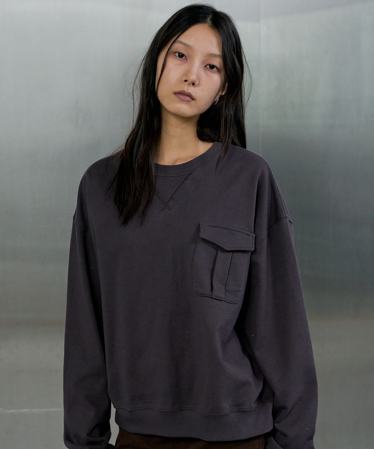 오데스(ORDES) POCKET SWEAT SHIRT - CHARCOAL