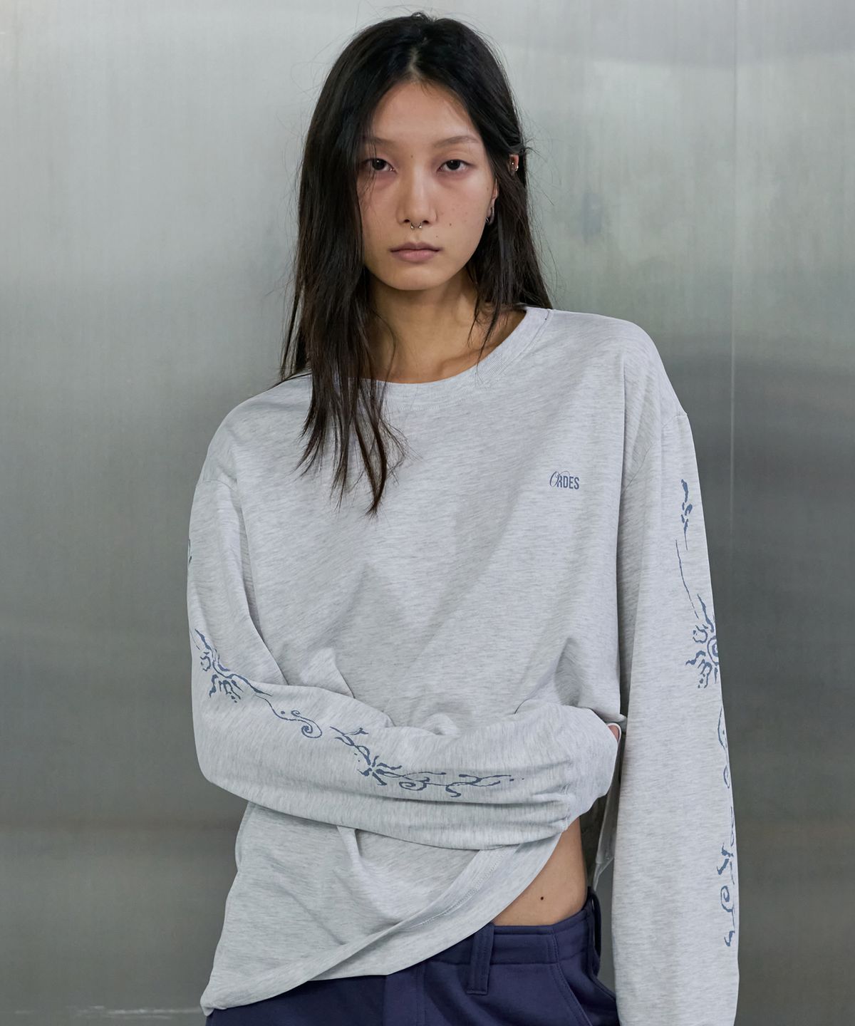 오데스(ORDES) EASY LONG SLEEVE - GREY