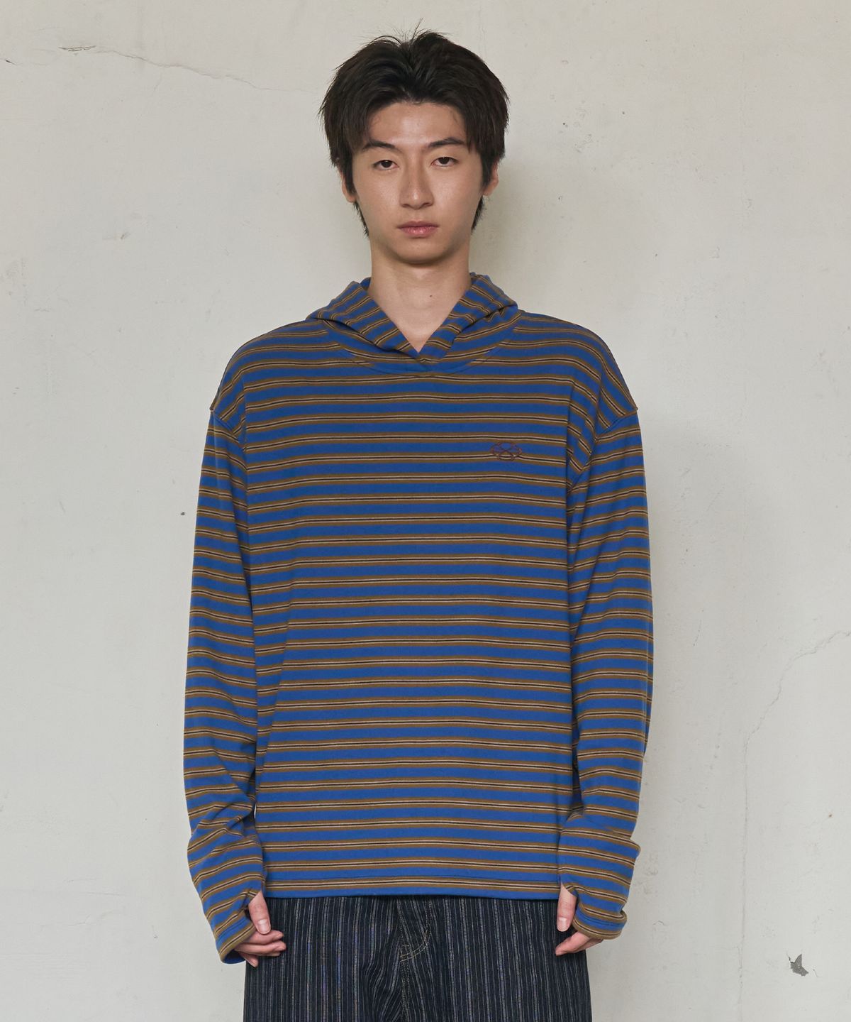 논타입(NONTYPE) MULTI STRIPE FLEECE HOODY (BLUE)