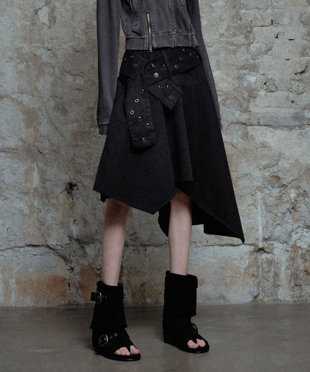 낫포너드(NOT4NERD) W Layered Belt Asymmetrical Skirt - Black