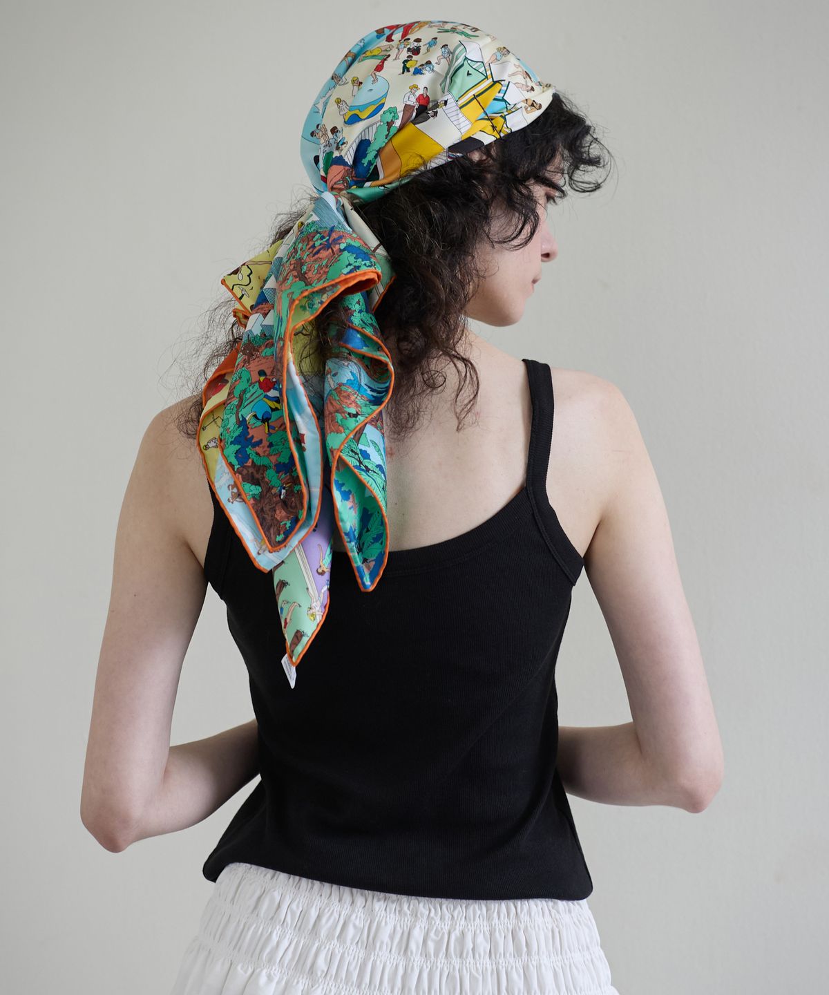 누베르(NUVERE) Claire Sleeveless Black