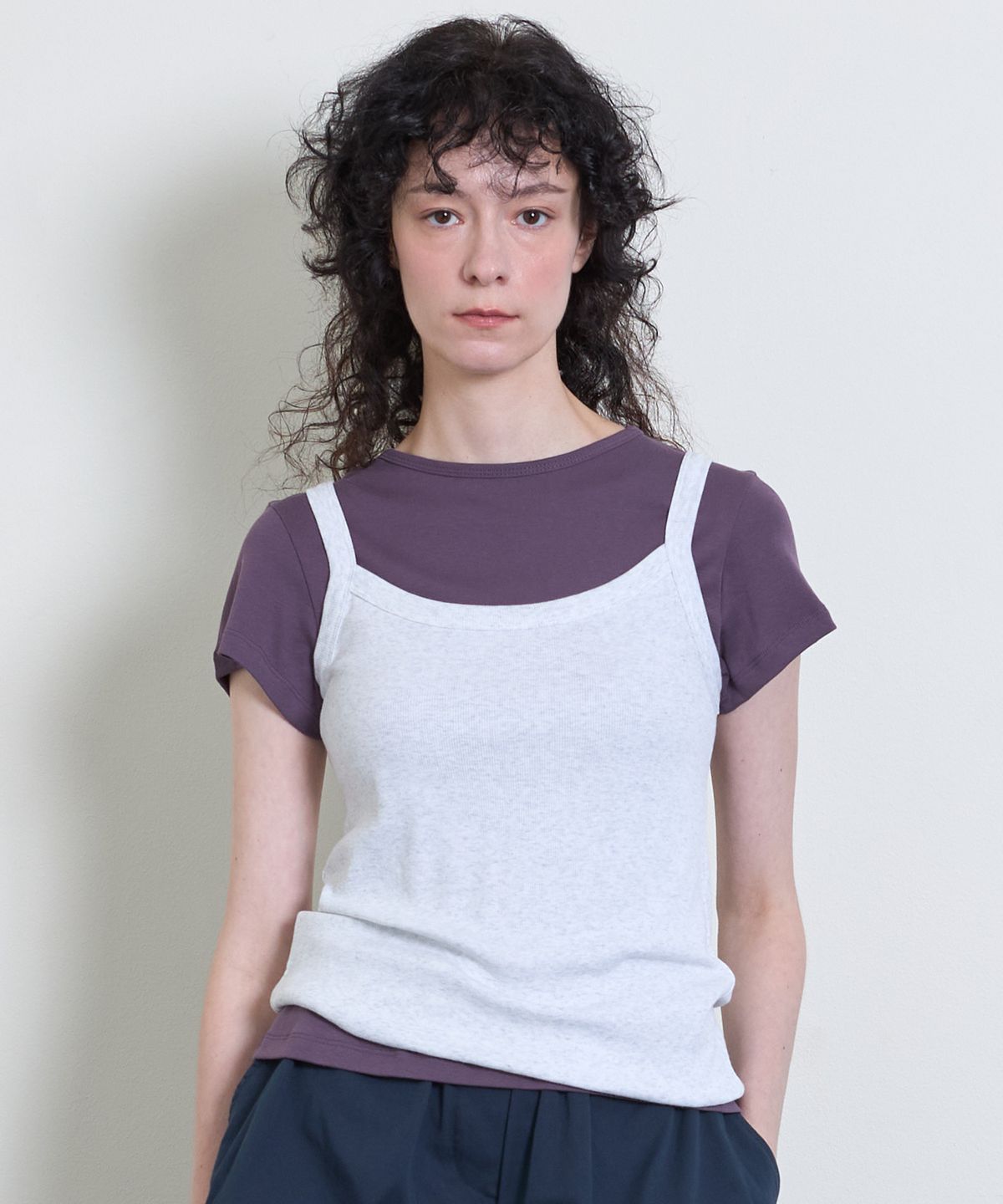 누베르(NUVERE) Claire Sleeveless Light Gray