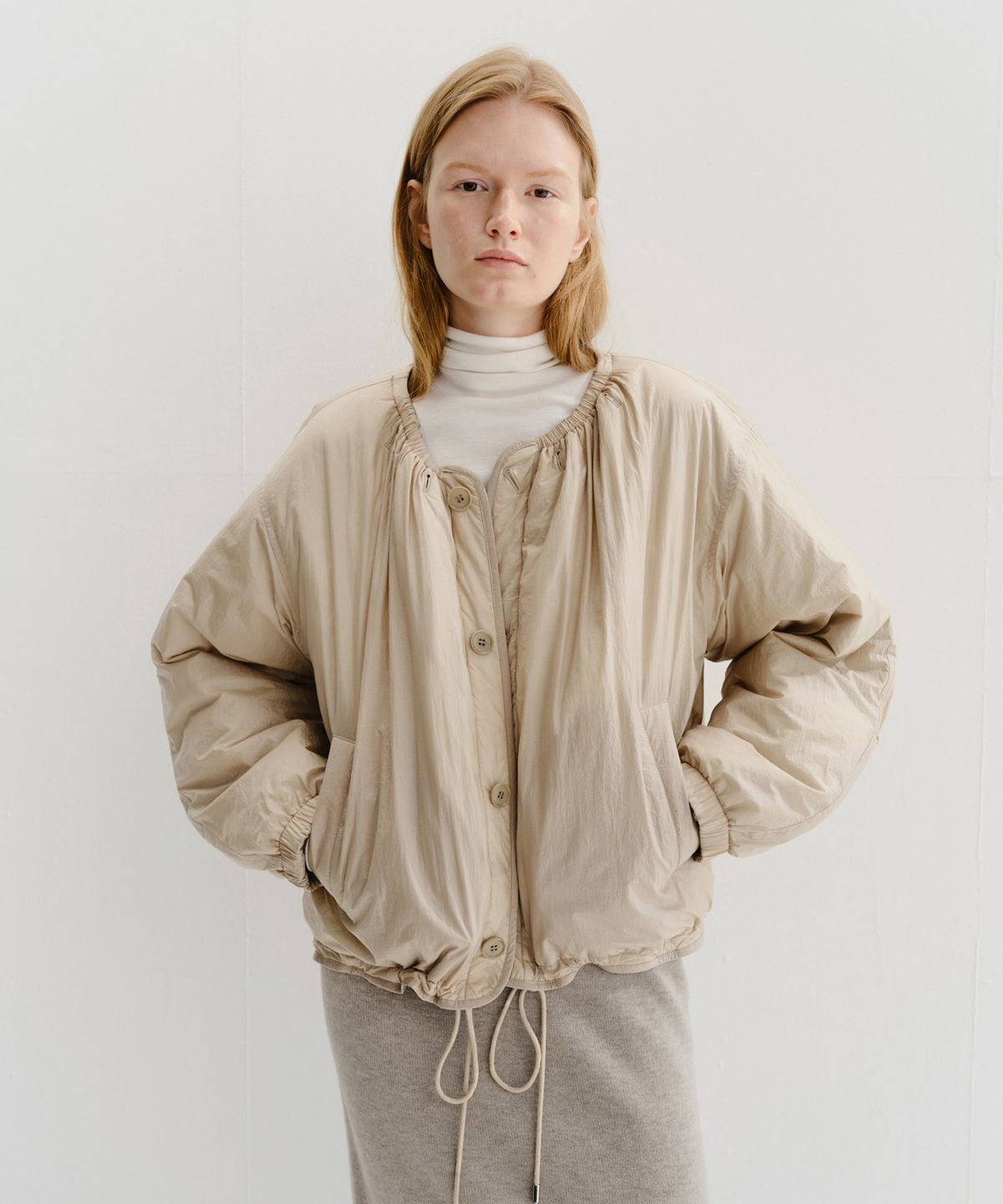 이아(EAAH) NOLA REVERSIBLE QUILT JACKET (BEIGE)