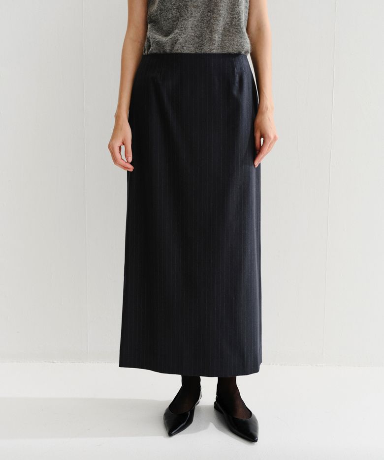 LOE STRAIGHT MAXI SKIRT (NAVY STRIPE)