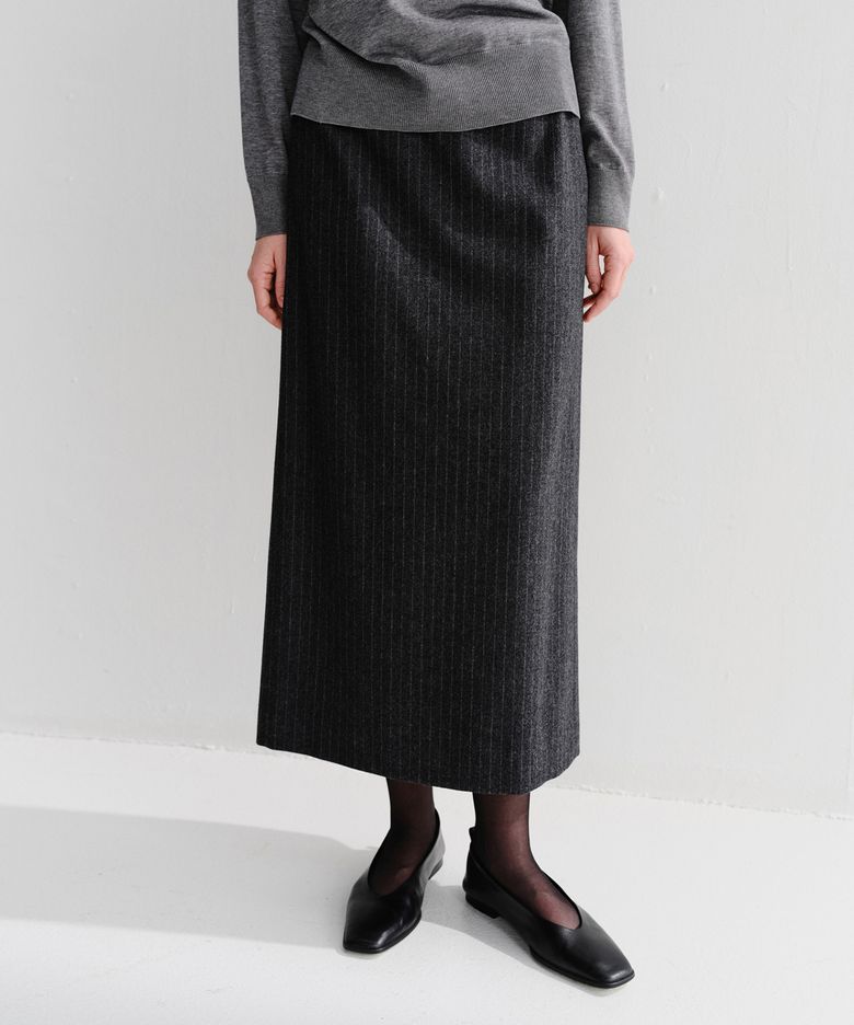LOE STRAIGHT MAXI SKIRT (CHARCOAL STRIPE)