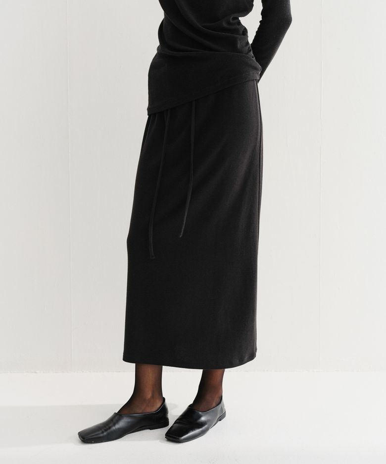 WOOL BANDING MAXI SKIRT (BLACK)