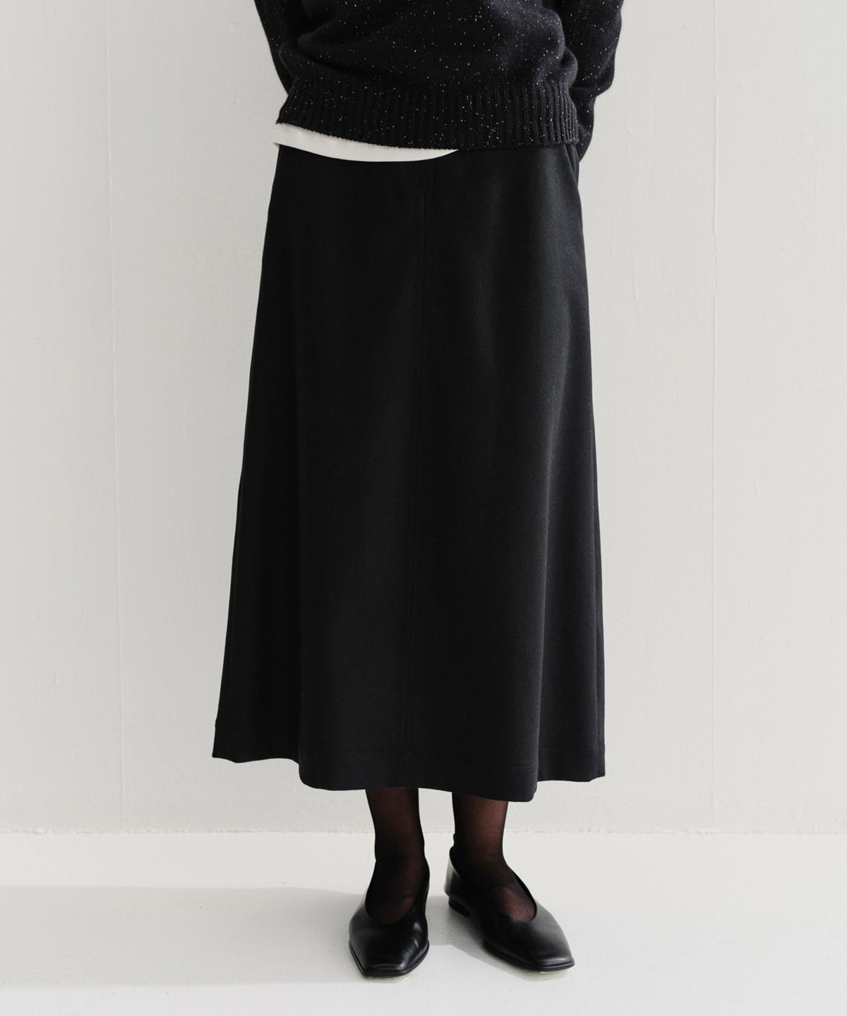 이아(EAAH) LOE MAXI SKIRT (BLACK)