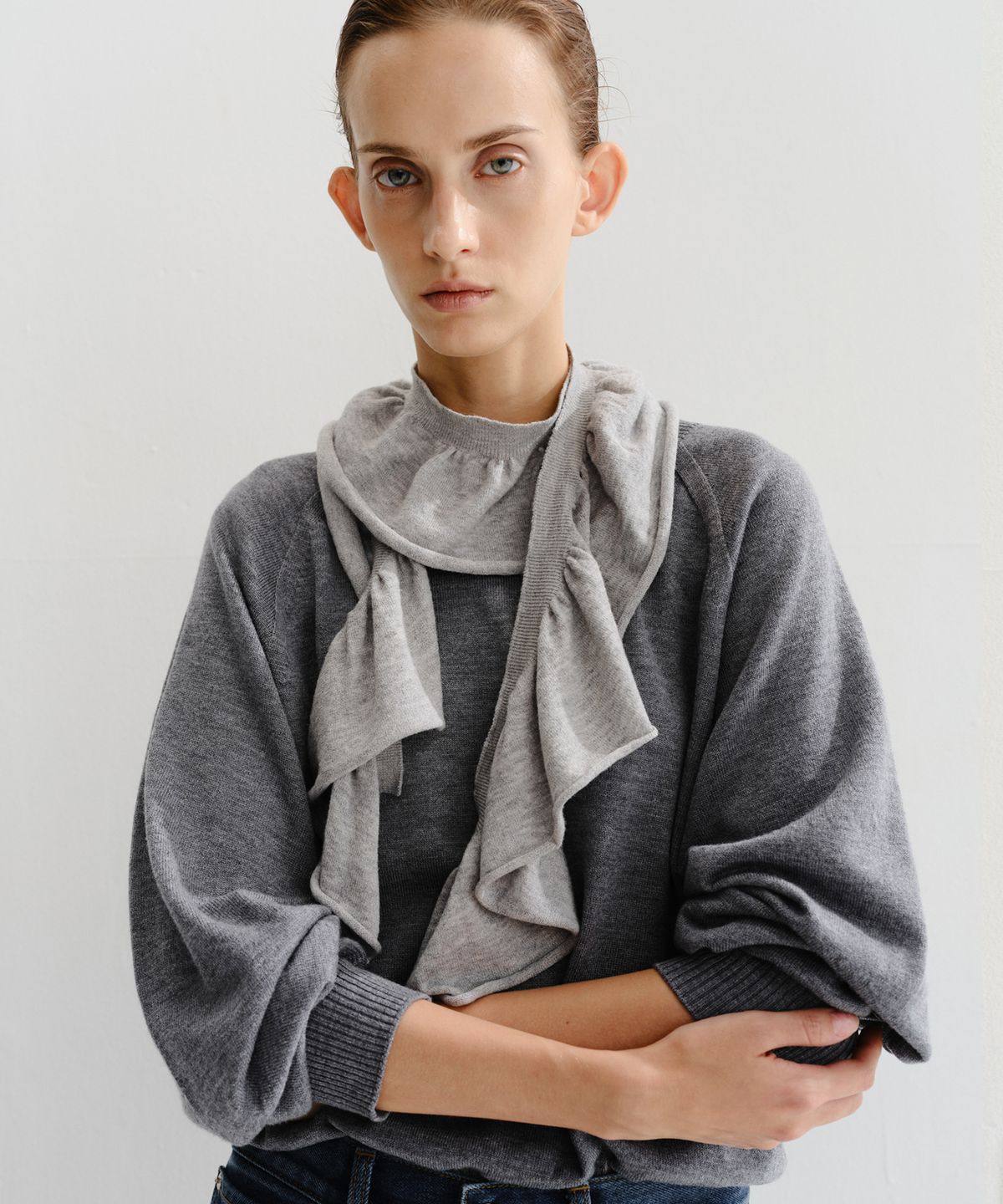 이아(EAAH) HEY CASHMERE SHIRRING MUFFLER (GREY)