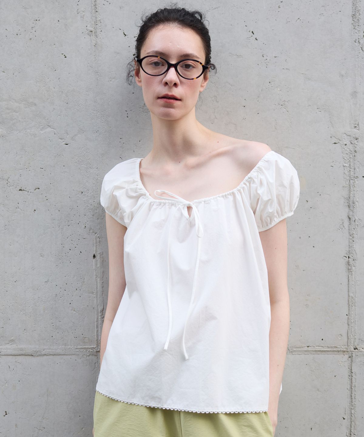 누베르(NUVERE) Sway Blouse White