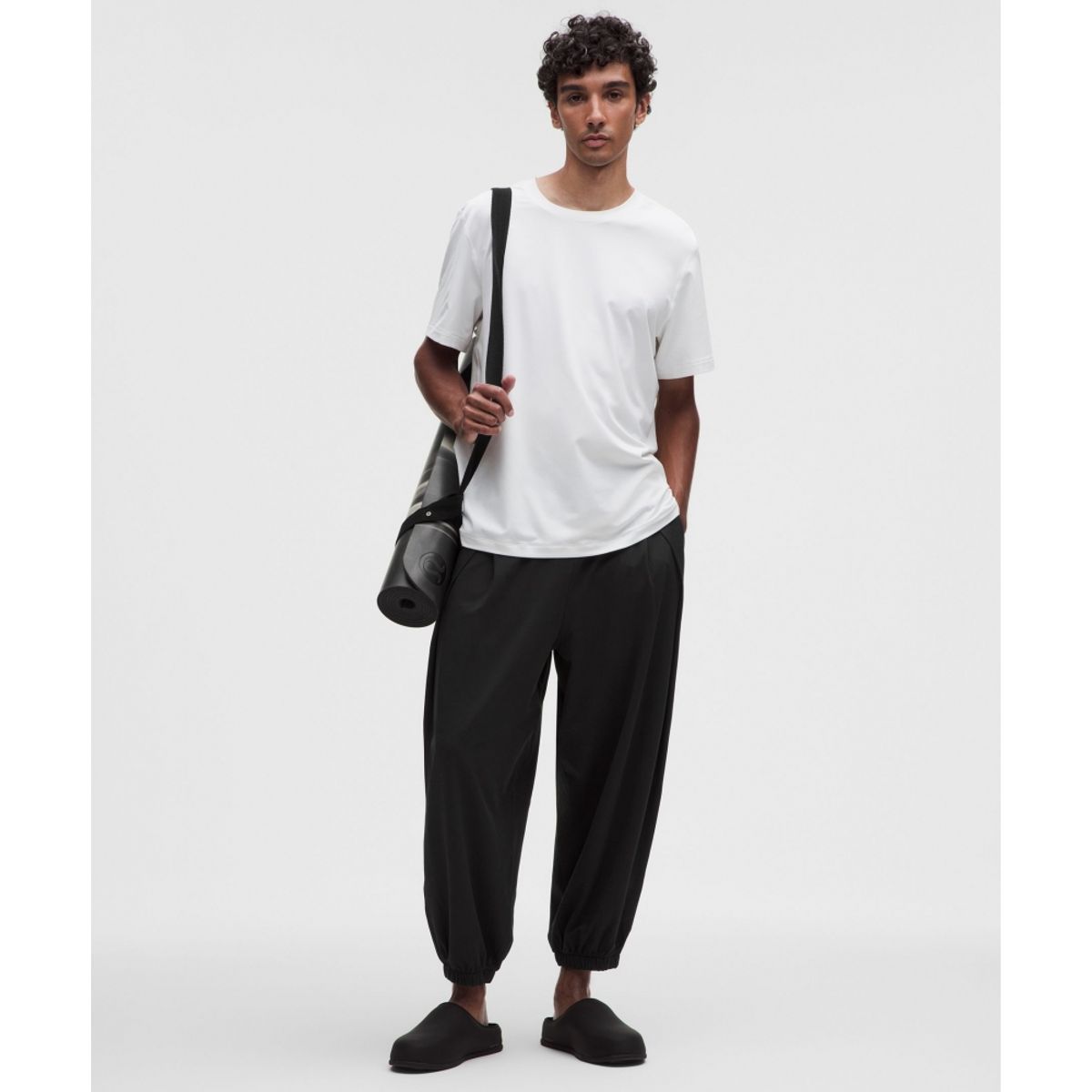 룰루레몬(LULULEMON) 소프트 저지 플리티드 요가 조거  BLK