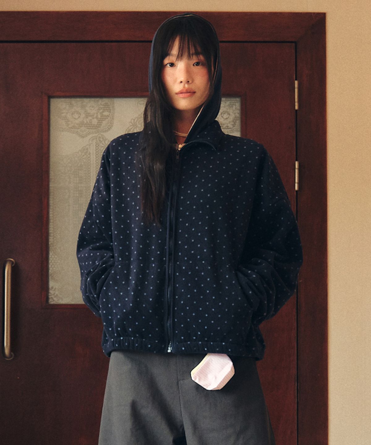 꼬모니노즈(COMONINOZ) CMNZ DOT FLEECE ZIP-UP [NAVY]