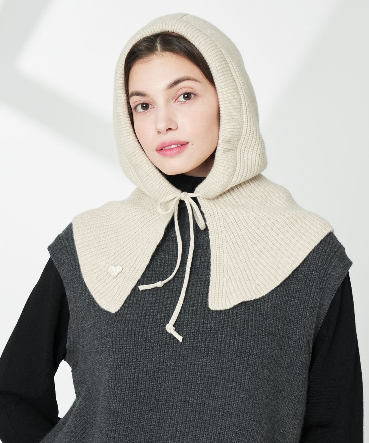 질스튜어트액세서리(JILLSTUART ACC) [바라클라바] 하트장식 울캐시미어혼방 바라클라바 2color