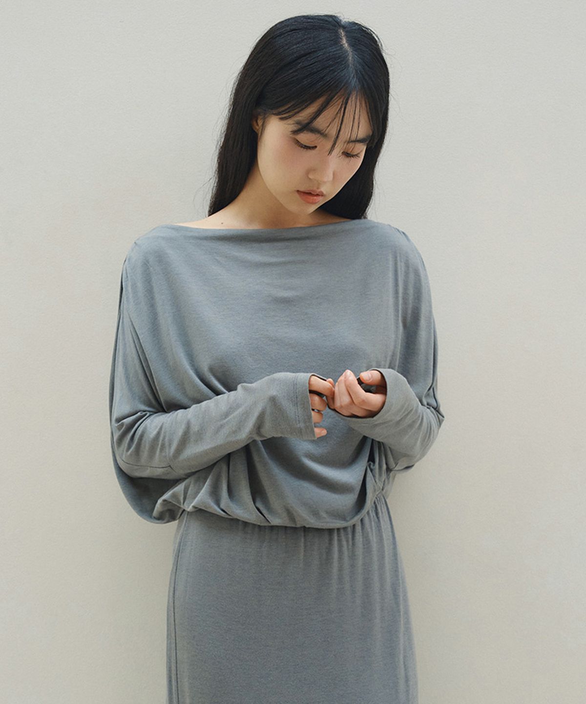 디그(DIGUE) drape loose boatneck T