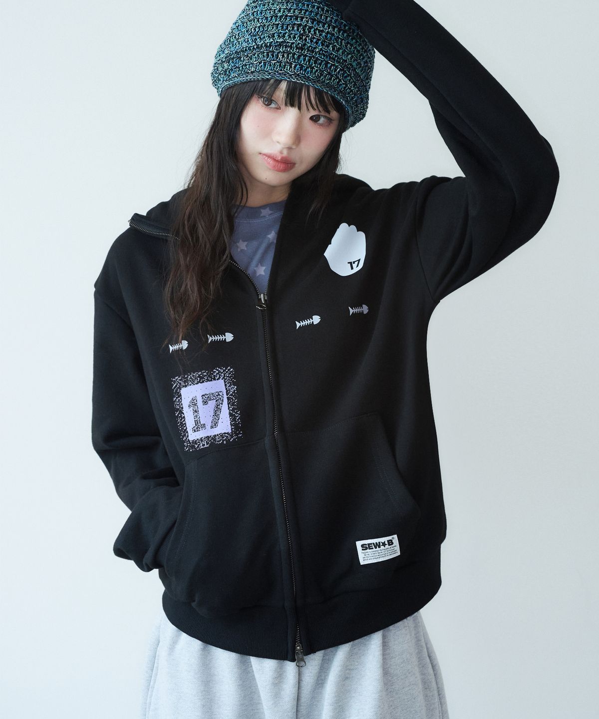 쏘비(SEW-B) 하이넥 17S (세미오버) 후드집업 [블랙]