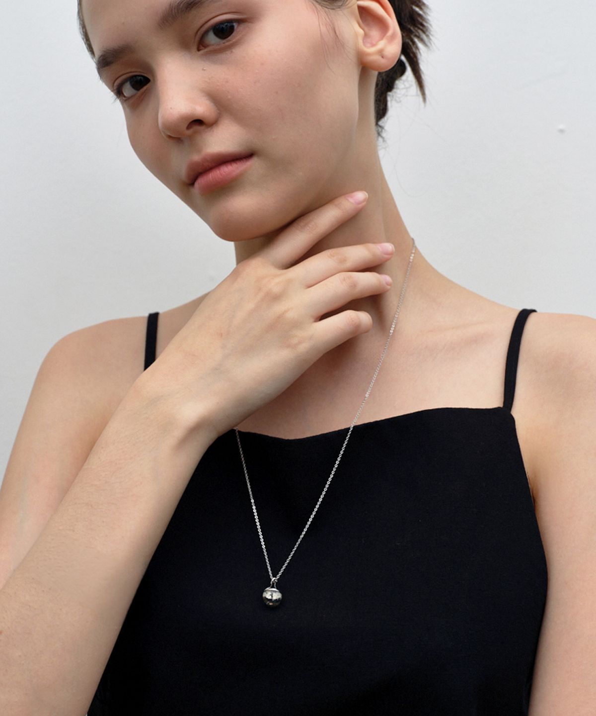 앤 서울(ANNE SEOUL) TEAR OF DRAGON NECKLACE