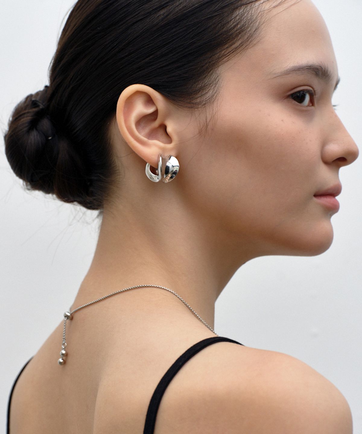 앤 서울(ANNE SEOUL) Wave 5mm bold earring