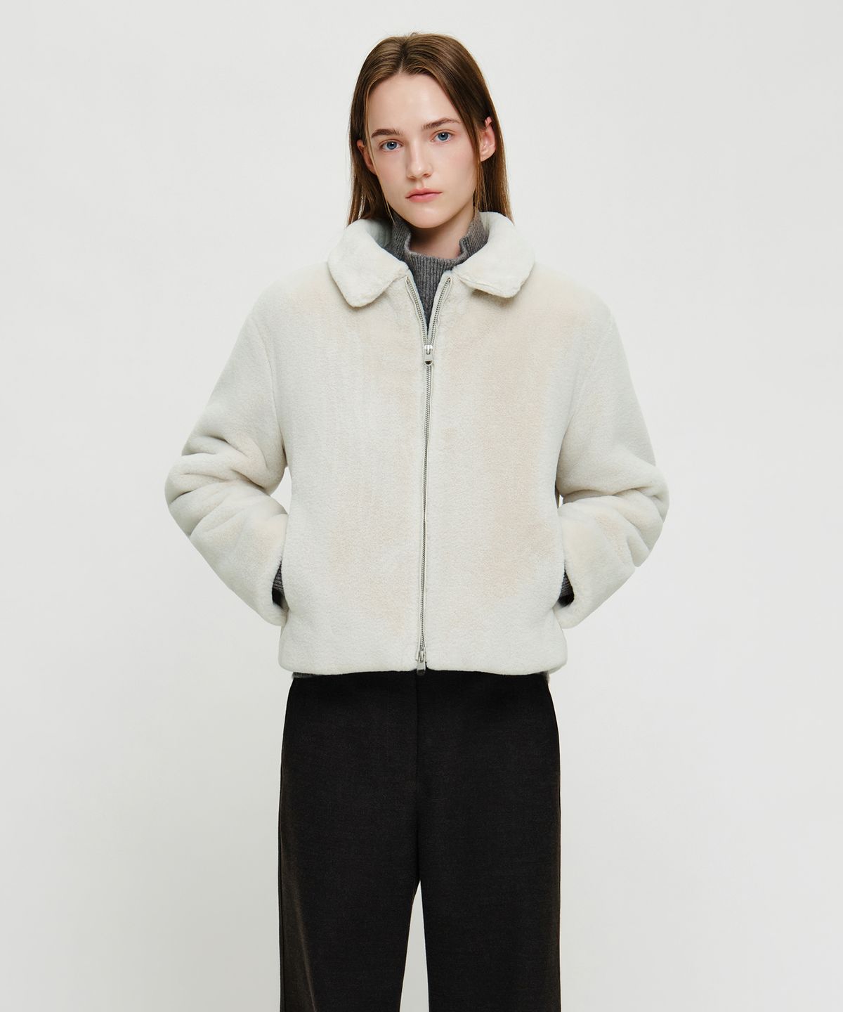 마리떼 프랑소와 저버(MARITHÉ + FRANҪOIS GIRBAUD) W COLLAR FAUX FUR JACKET ivory