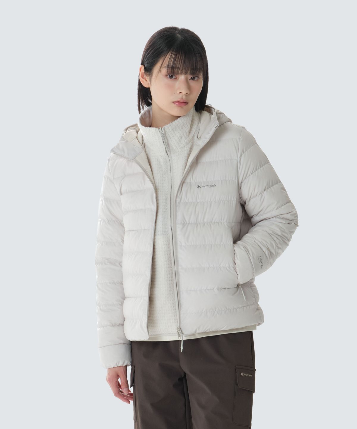 스노우피크 어패럴(SNOWPEAK APPAREL) 에어노바 퍼텍스 퀀텀 경량 다운 자켓 (S26WUPDJ12) Light Beige