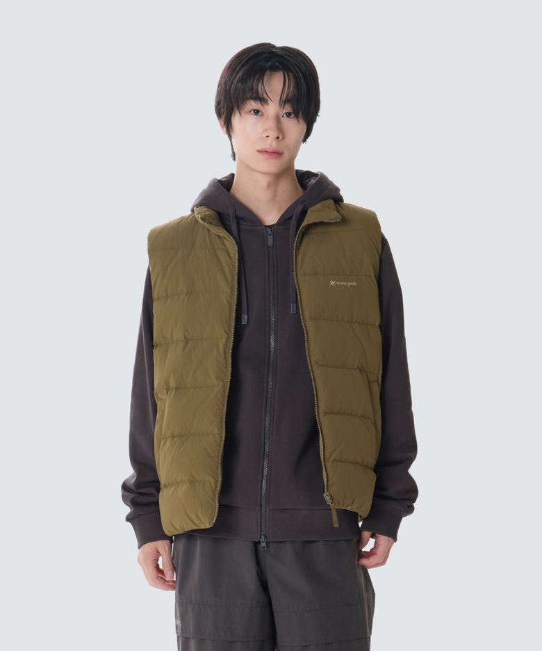랜드 스탠드넥 경량 다운 베스트 (S26WMGDV64) Yellow Khaki