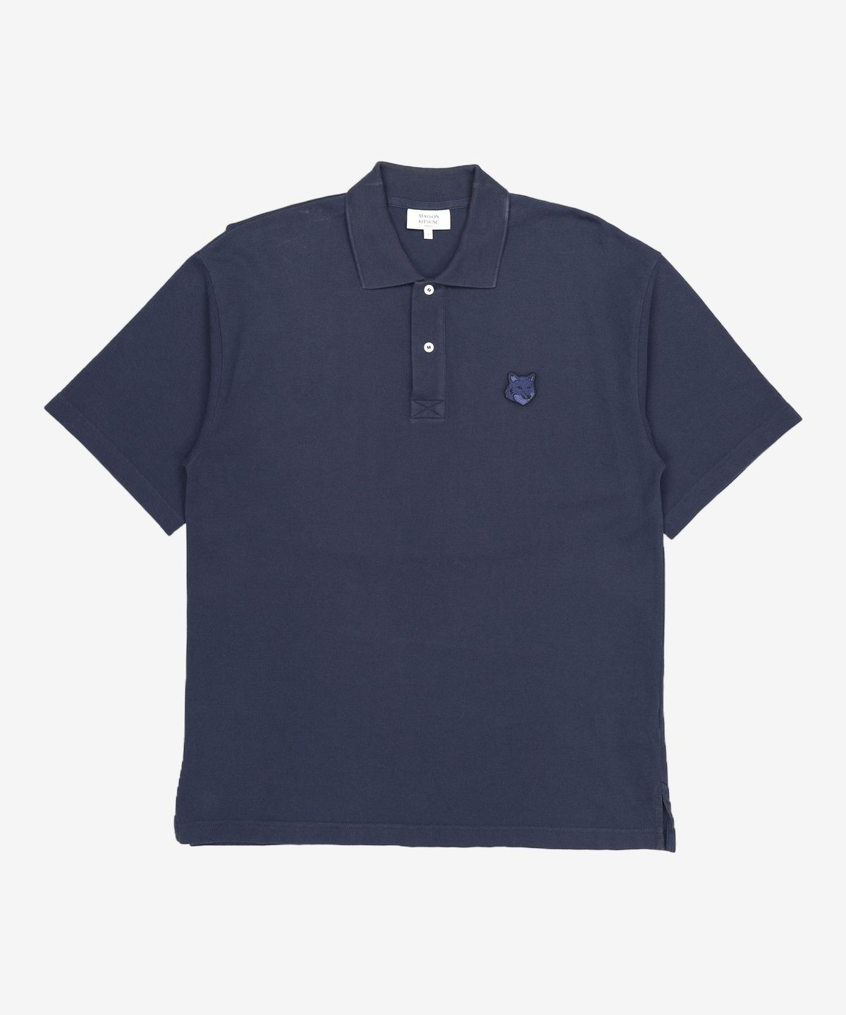 메종 키츠네(MAISON KITSUNE) 볼드 폭스 헤드 패치 오버사이즈 반소매 폴로 셔츠 - 딥 네이비 / MM00202KJ7010P492 S