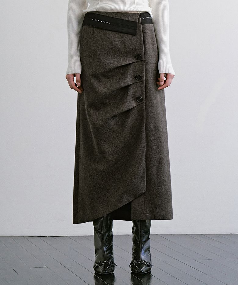 3 Button H Line Long Skirt [ Brown ]