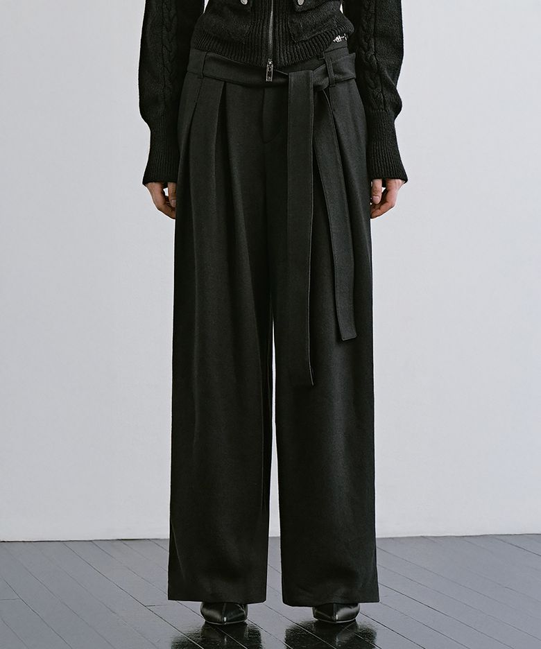 Detachable Belt Pleated Slacks [ Black ]