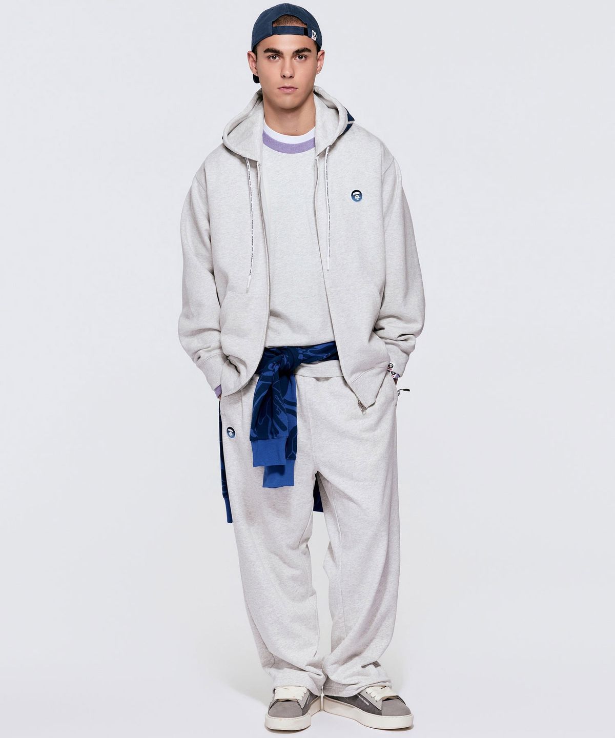 에이프(AAPE) AAPENOW Moonface 집업 후디 그레이 / AAPSWMD379XARWH2