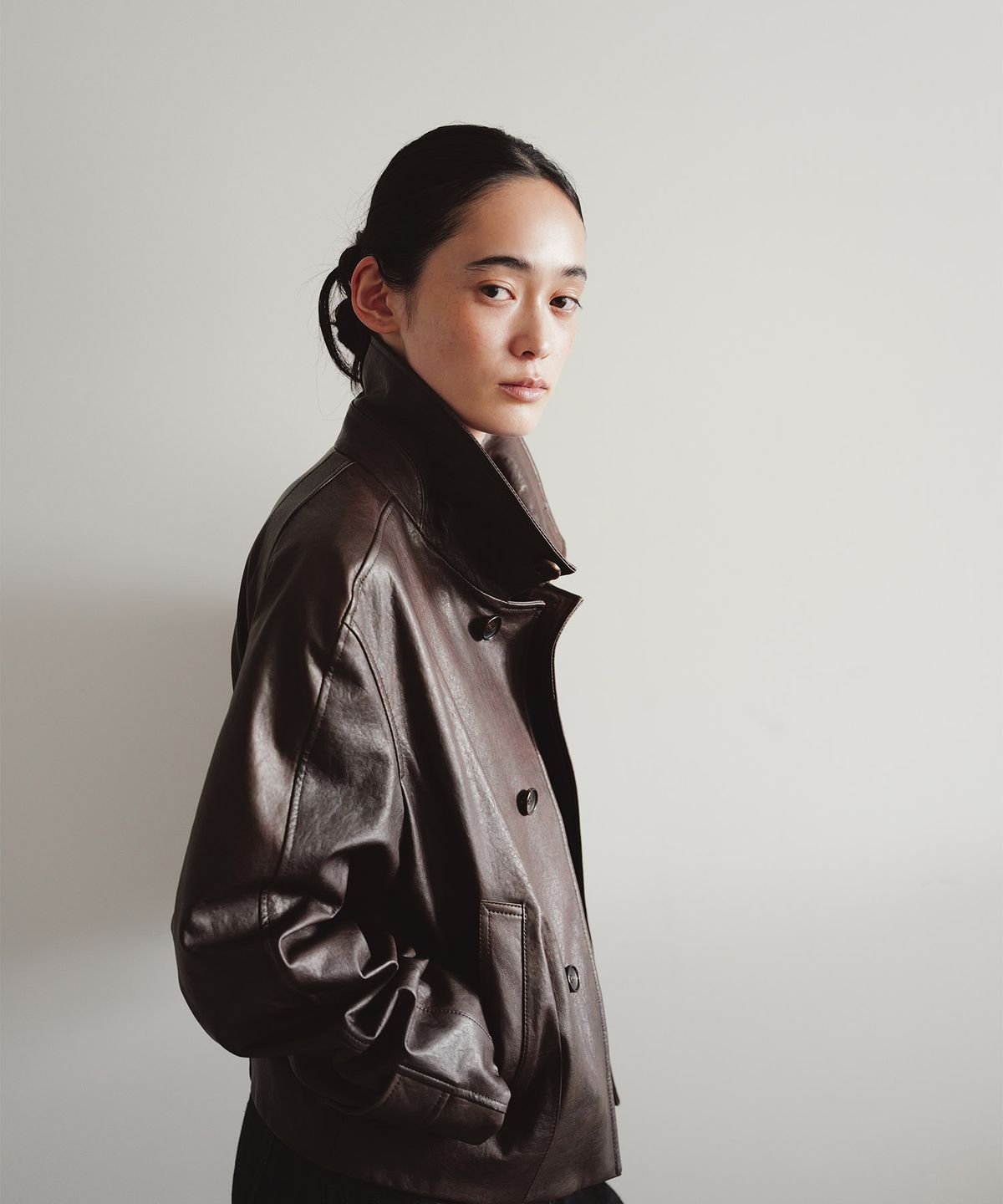 블랭크룸 우먼(BLANKROOM HER) 스와브 자켓_BROWN LEATHER